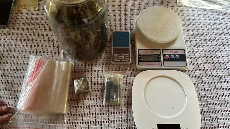 Em Imbituba, Polícia Civil prende traficante de skunk em flagrante