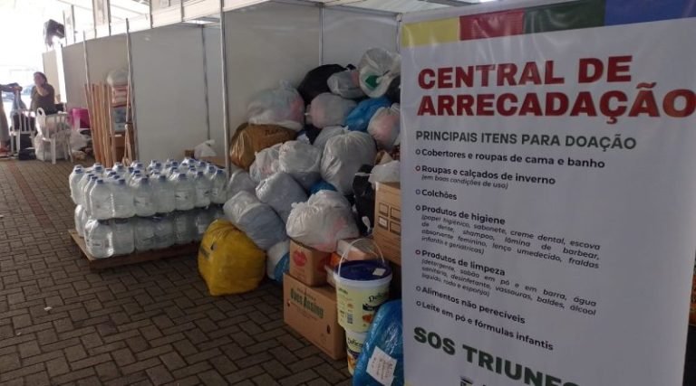 Tubarão envia doações para Triunfo em ação solidária