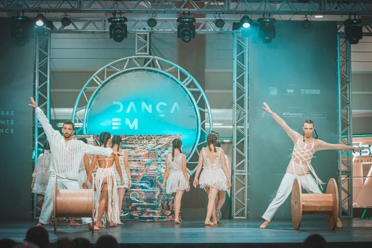 Cia Liberty se apresenta no Festival de Dança em Joinville