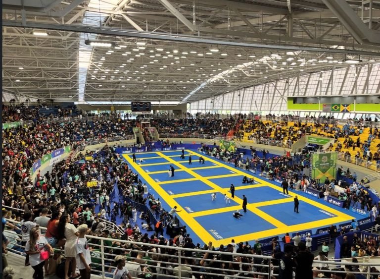 Jovem atleta de Tubarão conquista vice-campeonato brasileiro de jiu-jitsu