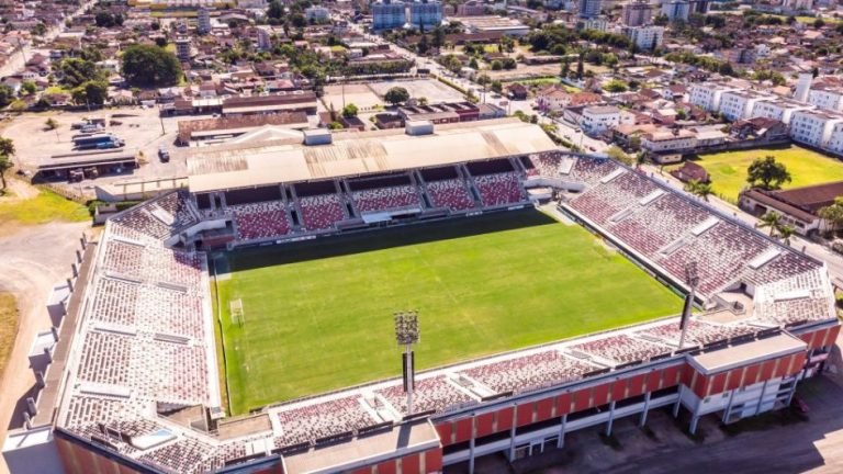 Grêmio considera mandar jogos em Joinville devido às enchentes