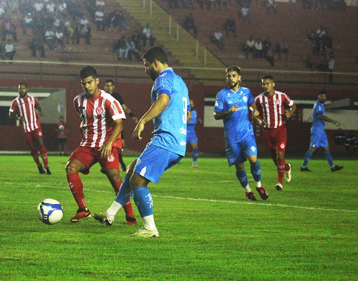 Hercílio Luz é derrotado em casa para o Novo Hamburgo