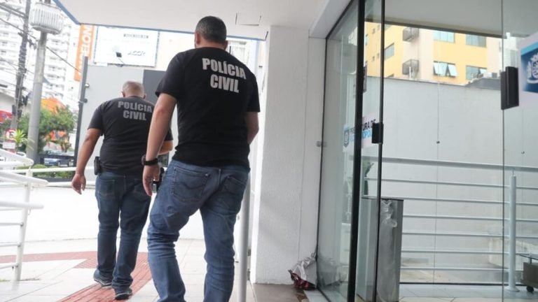 MPSC denuncia investigados por corrupção e falsidade ideológica em SC