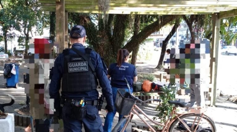 Guarda Municipal de Tubarão encaminha dependentes químicos para tratamento