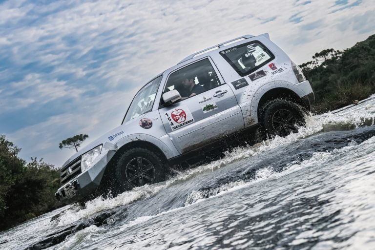 Piloto tubaronense é vice-campeão do Transcatarina 2024