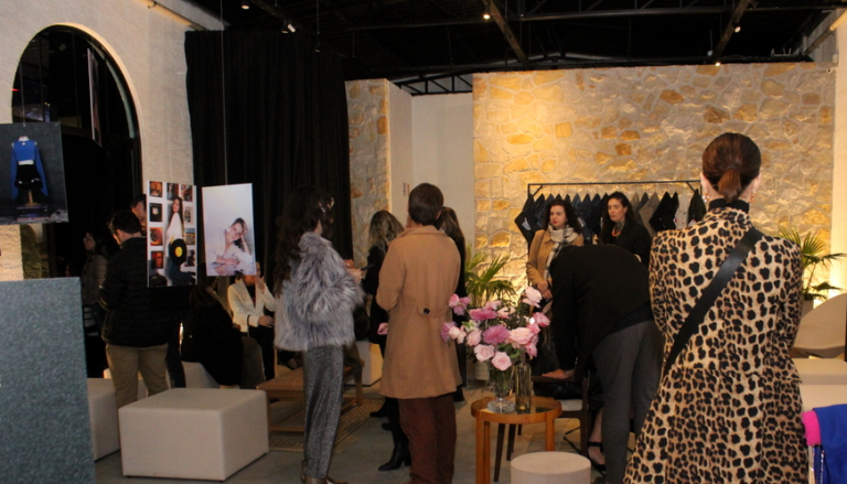 Acadêmicos de design de moda apresentam talento e estilo na Casa Mangô