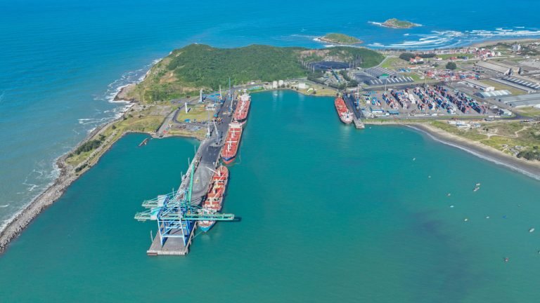 Movimento do Porto de Imbituba cresce 17,4% no primeiro semestre