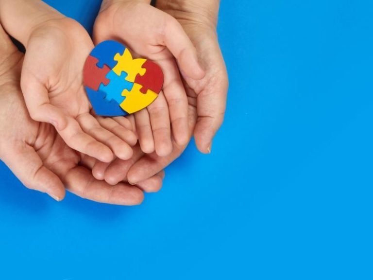 Novas leis em Santa Catarina tratam de autismo e violência obstétrica