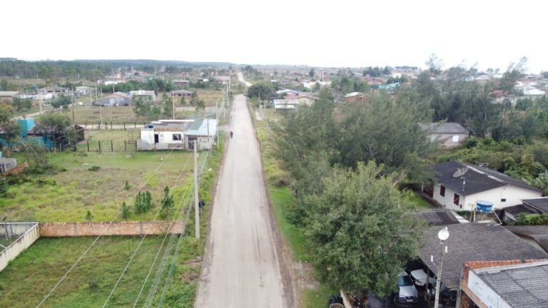 Iniciado asfaltamento da estrada da Tapera, em Passo de Torres