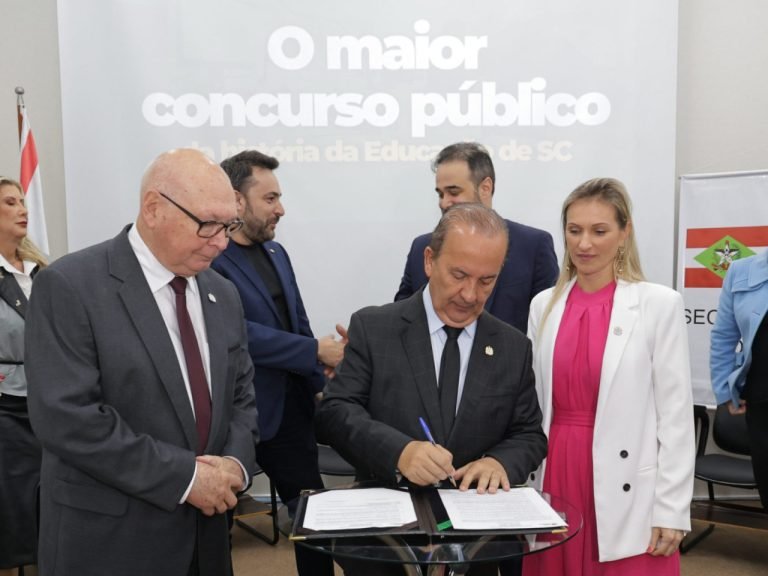 Pelo Estado: Educação em Santa Catarina é ponto de atenção
