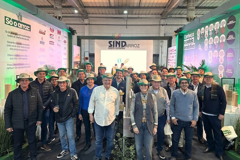 SindArroz-SC destaca importância do arroz na AgroPonte 2024, em Criciúma