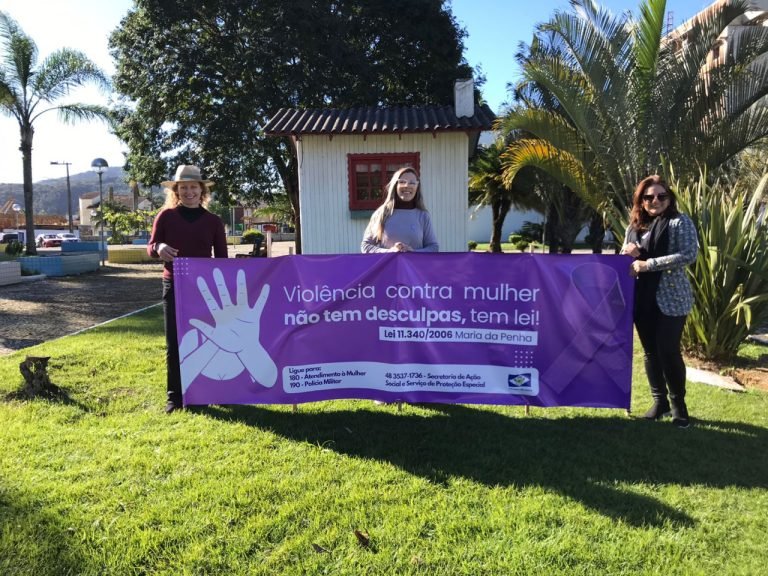 Campanha Agosto Lilás: palestra com a Delegada Eliane Chaves em Meleiro