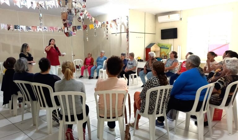 Cras II de Tubarão promove encontro “Roda de Conversas Entre Elas” no bairro Passagem