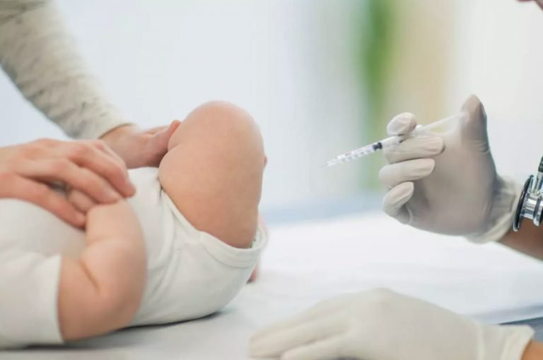 Pais de bebê são multados em R$ 20 mil por recusa de vacinação em Jaguaruna