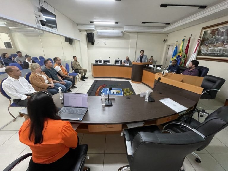 Audiência pública debate orçamento de Capivari de Baixo para 2025