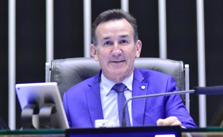 Câmara Federal aprova projeto de lei para combater violência nas escolas