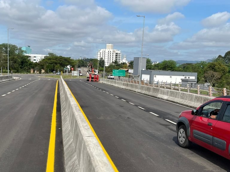 Ponte entre Tubarão e Capivari de Baixo é liberada após 40 anos de espera