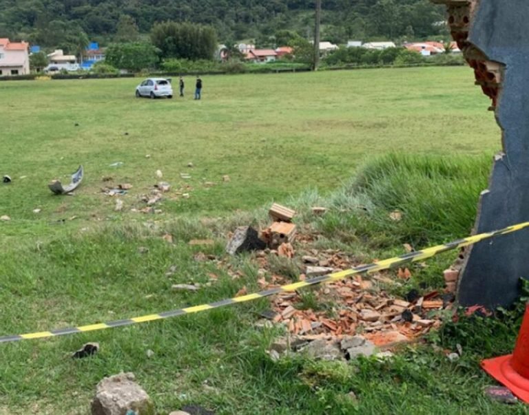 Homem de 37 anos é morto a tiros enquanto trabalhava em Imbituba