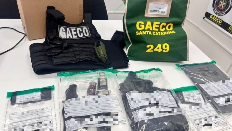 Operação desarticula grupo neonazista em cidades de SC