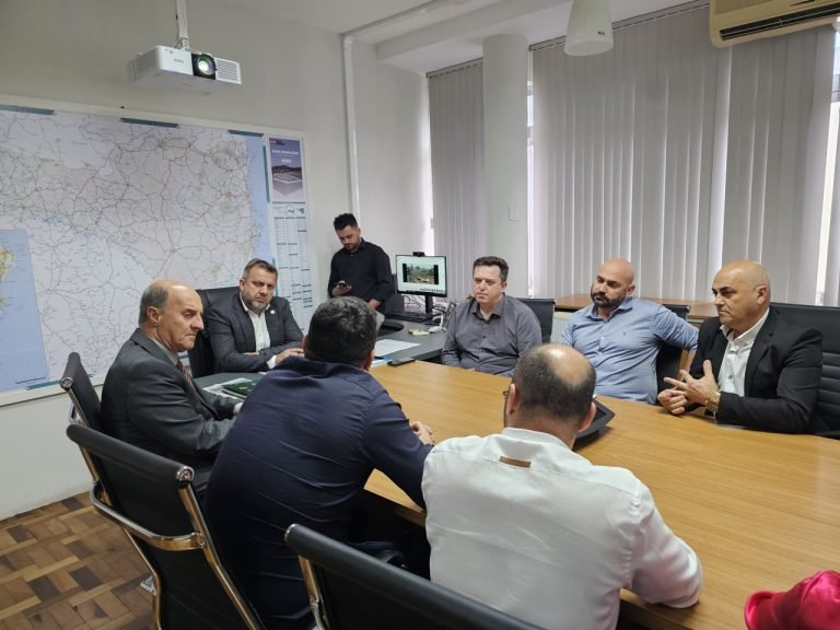 Lideranças cobram urgência na conclusão das obras da ponte na SC-290, em Praia Grande