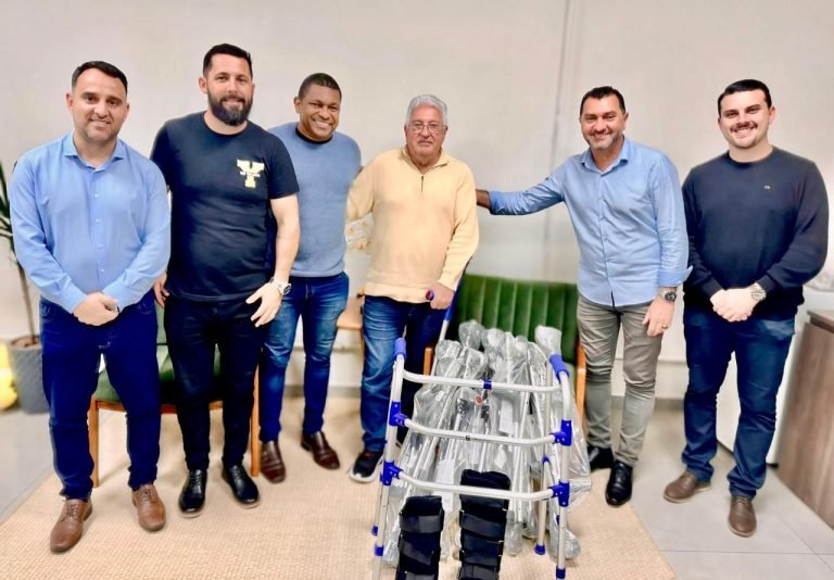 Saúde de Balneário Gaivota recebe doação de equipamentos para pacientes com dificuldade de mobilidade