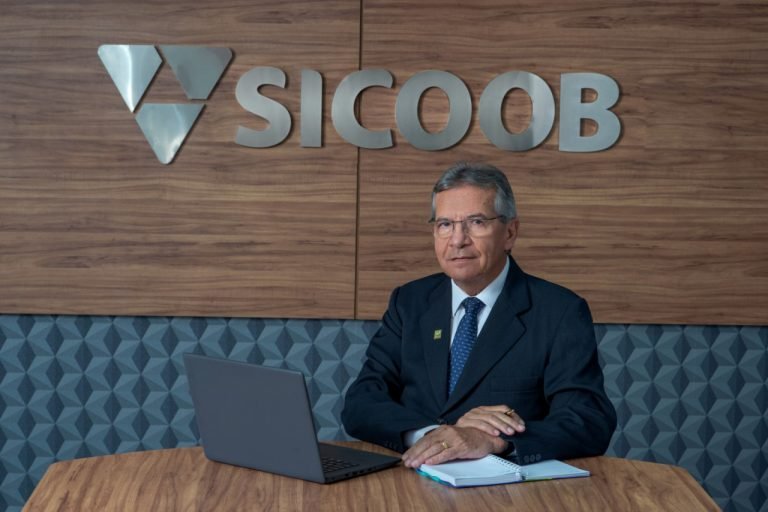 Entrevista – Rui Schneider da Silva, presidente do Sicoob Central SC/RS