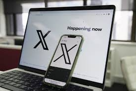 Rede social X paga multas e pede liberação no Brasil