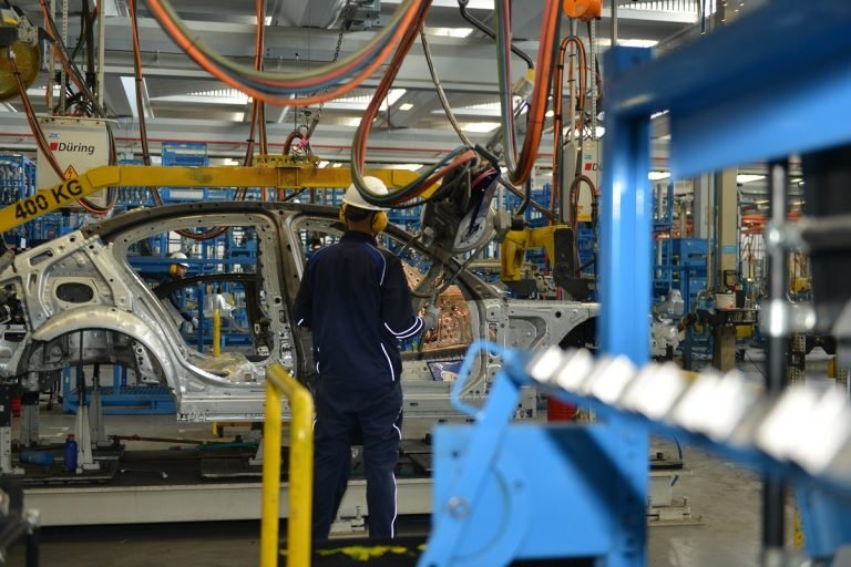 Produção industrial de SC cresce 3,3% em agosto e supera média nacional
