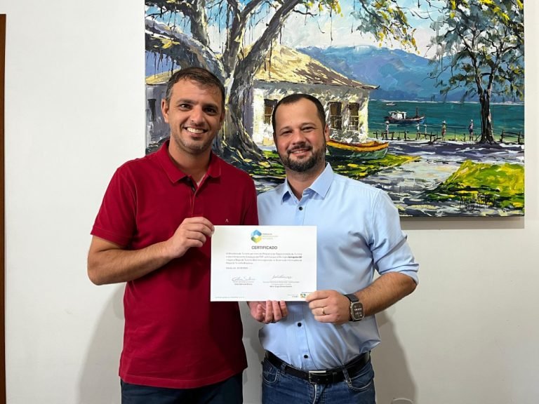 Garopaba é reconhecida como um dos melhores destinos turísticos do Brasil