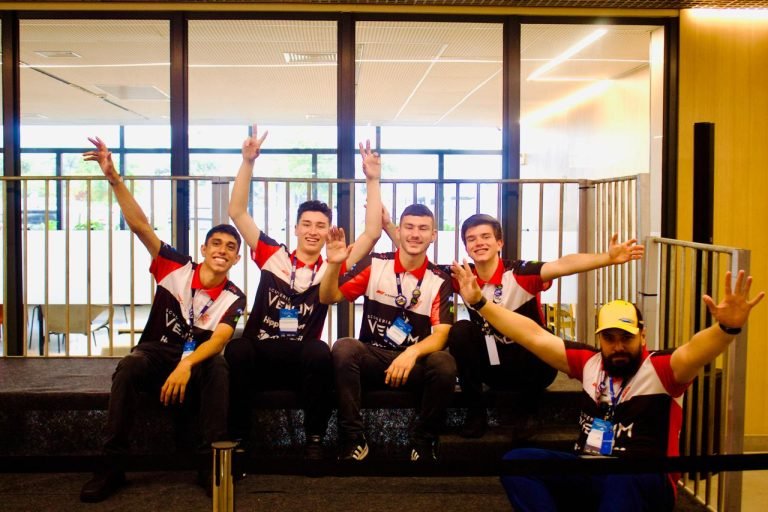 Equipe de Tubarão estreia no torneio estadual de robótica do SESI em Joinville