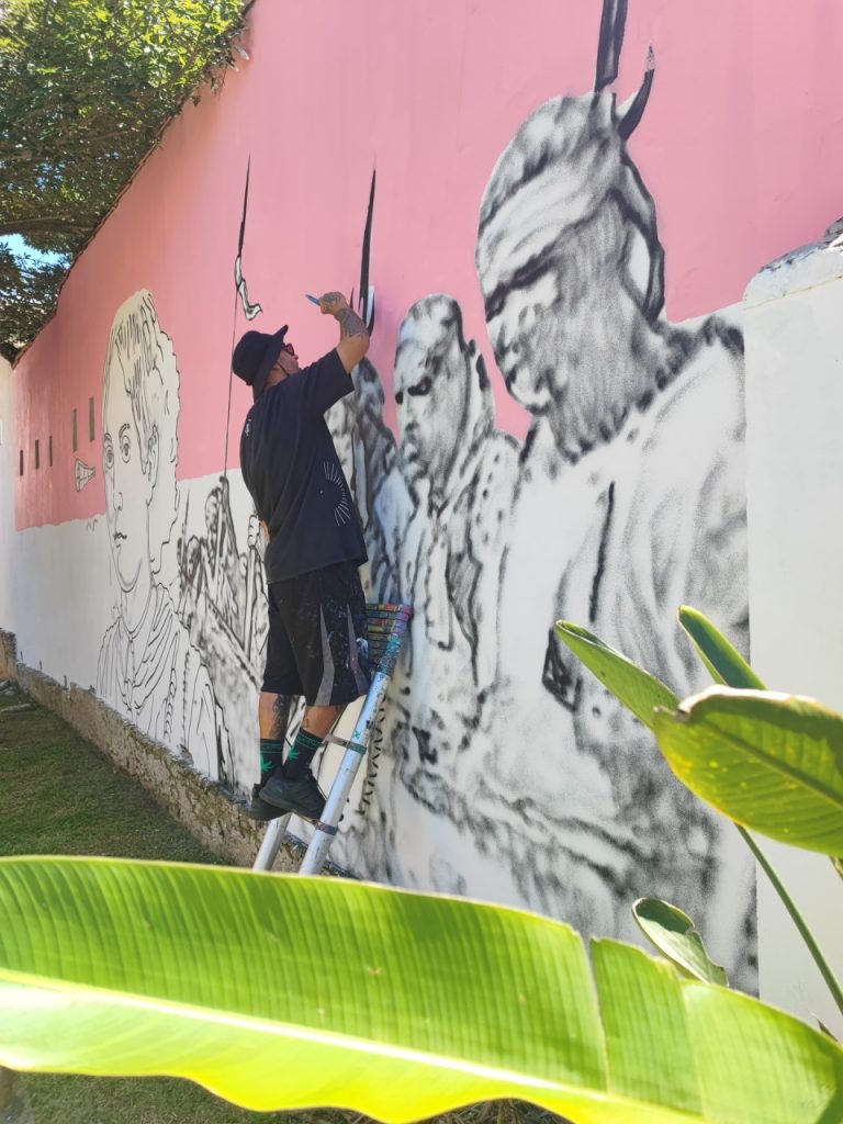 Novo mural em Laguna homenageia Anita Garibaldi com graffiti