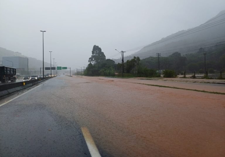 Atenção: SC tem aumento no risco de doenças após enchentes