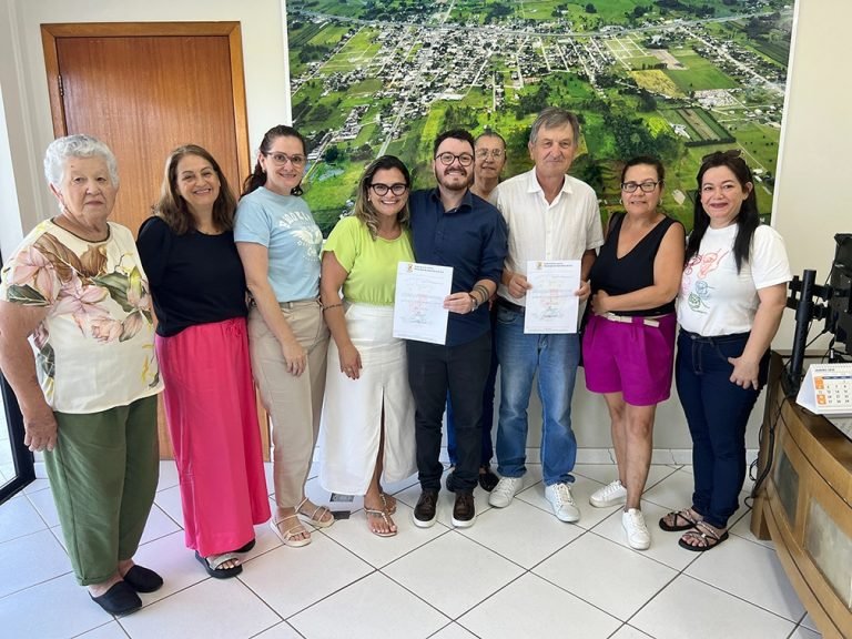 Prefeito interino de Santa Rosa do Sul prorroga contrato de médico da ESF Rural