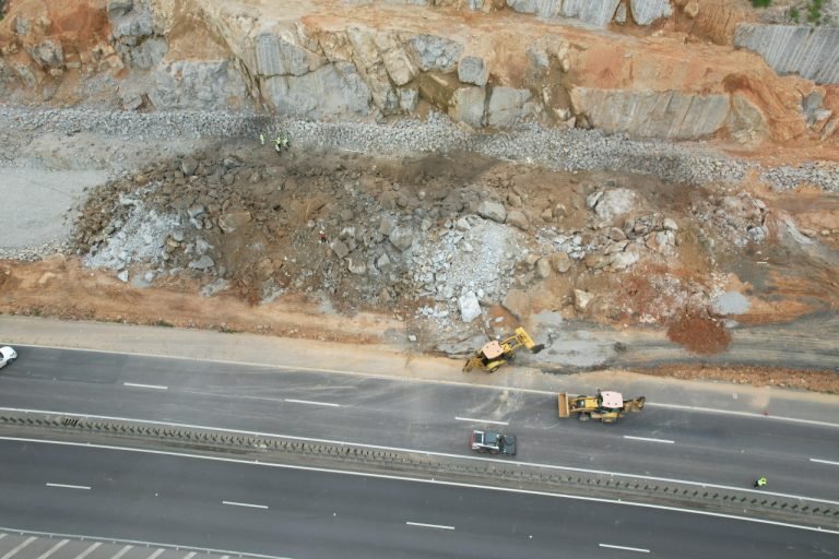 Detonação programada na BR-101, em Capivari de Baixo, vai afetar tráfego nesta quinta-feira (6)