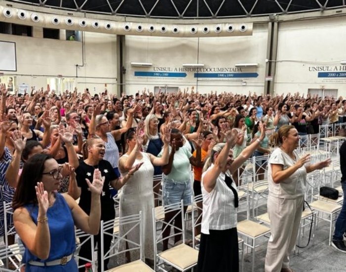Professores de Tubarão se capacitam para início das aulas; mais de 2,7 mil alunos retornam à escola