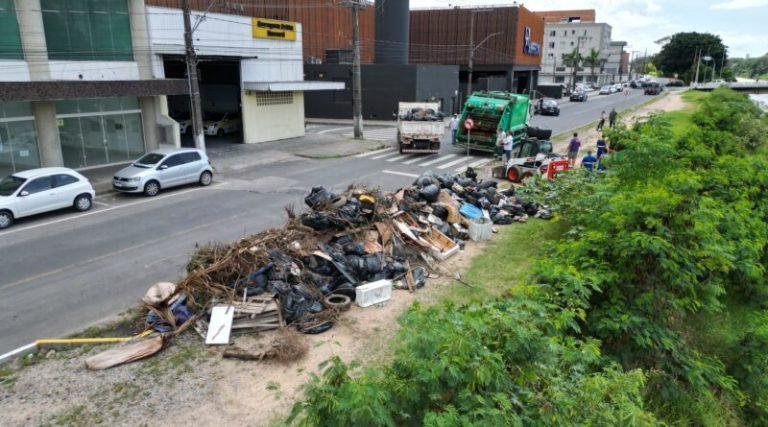 Mutirão de Limpeza do Rio Tubarão retira 22 toneladas de lixo das margens