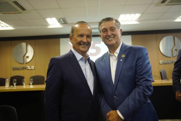 Topázio Neto assume presidência da FECAM e promete fortalecer municípios catarinenses