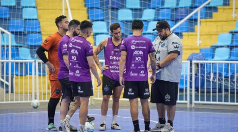 Tubarão Futsal estreia em 2025 com amistoso contra Grão-Pará