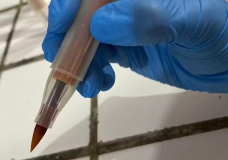 Estudantes criam caneta de R$ 10 que detecta ‘boa noite, Cinderela’