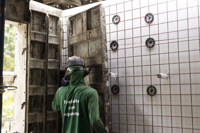 MRV abre 35 vagas de emprego na construção civil em SC