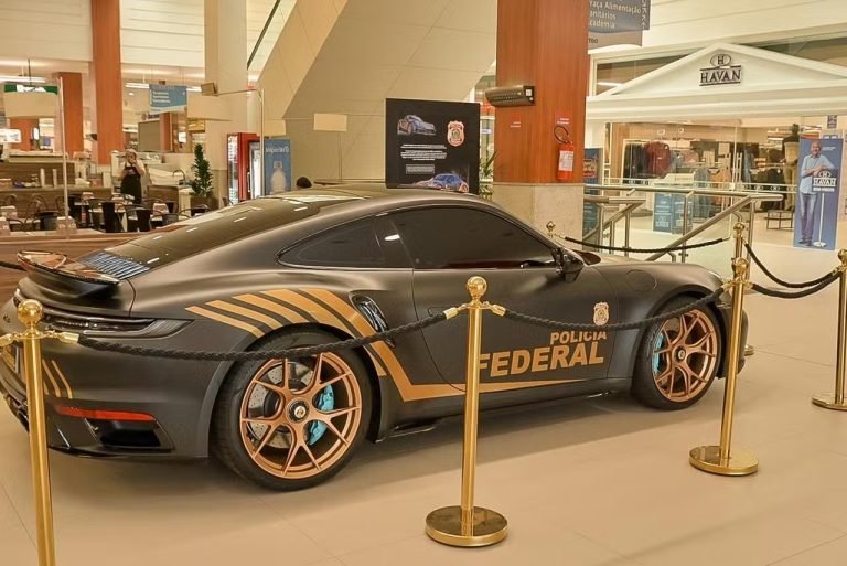 Porsche apreendido em SC vira viatura da PF