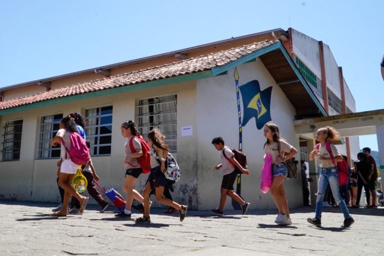 SC realiza Semana Escolar de Combate à Violência contra a Mulher