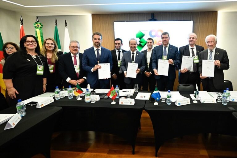 Governadores do Sul firmam acordo com Banco Mundial para Defesa Civil