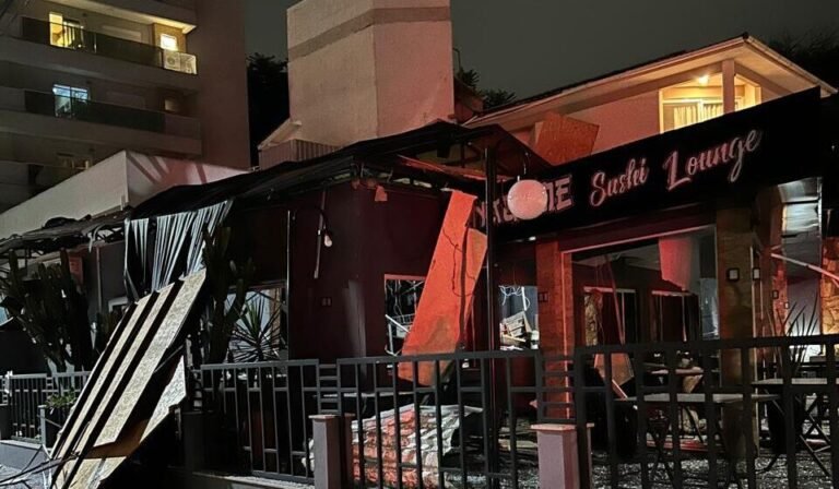 Explosão destrói restaurante de sushi em Tubarão
