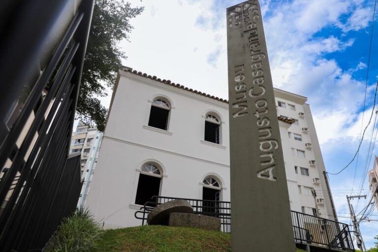 Museu de Criciúma revive a história com oficinas e teatro na Semana Nacional