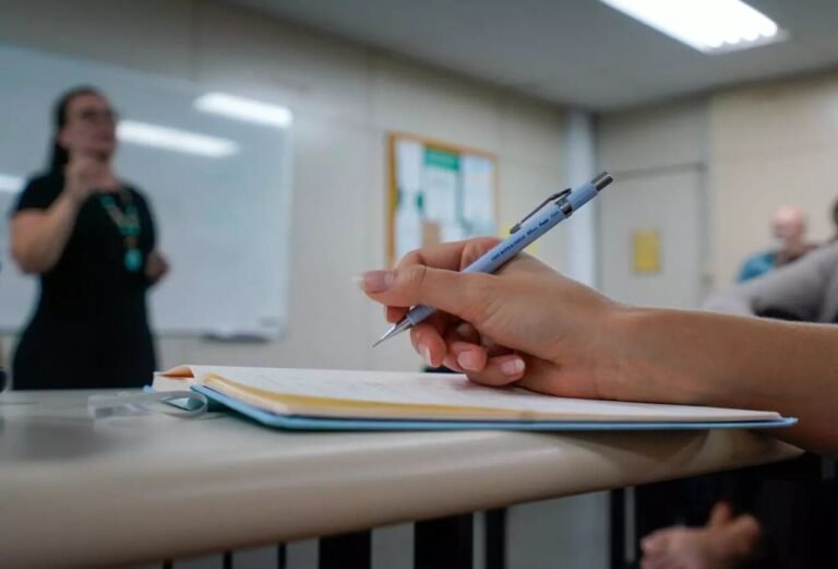 Pelo Estado – Mudanças no edital do Universidade Gratuita e Fumdesc