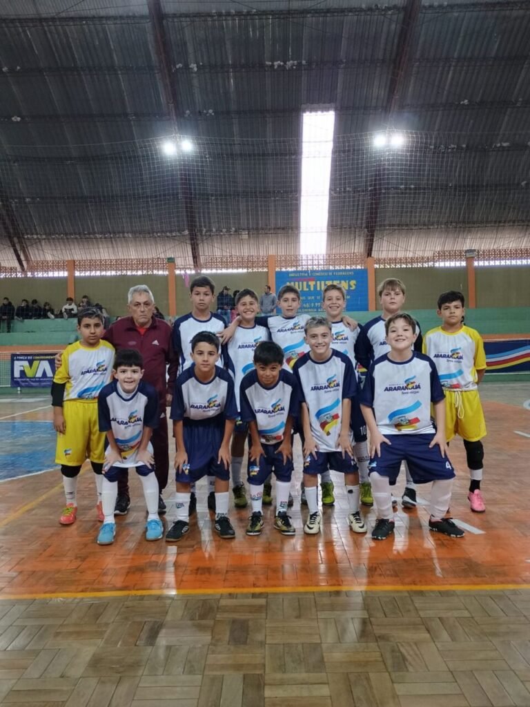 Araranguá vence todas as categorias no Campeonato da LAVM e comemora desempenho brilhante