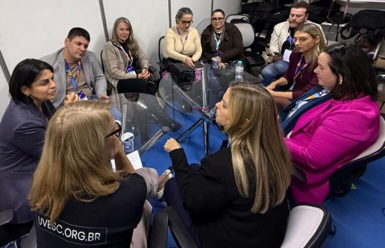 Capivari de Baixo participa do Summit Cidades com protagonismo feminino