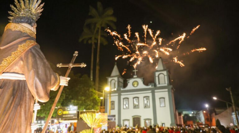 348ª Festa de Santo Antônio dos Anjos movimenta Laguna