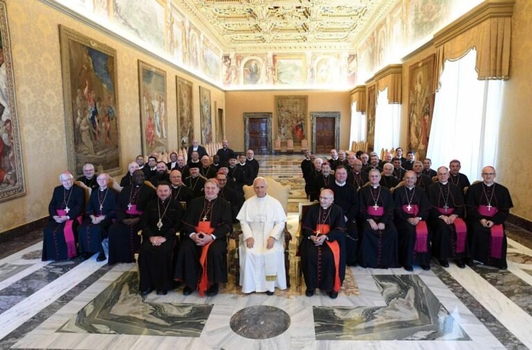 Dom Adilson é recebido pelo Papa no Vaticano e reforça missão com migrantes